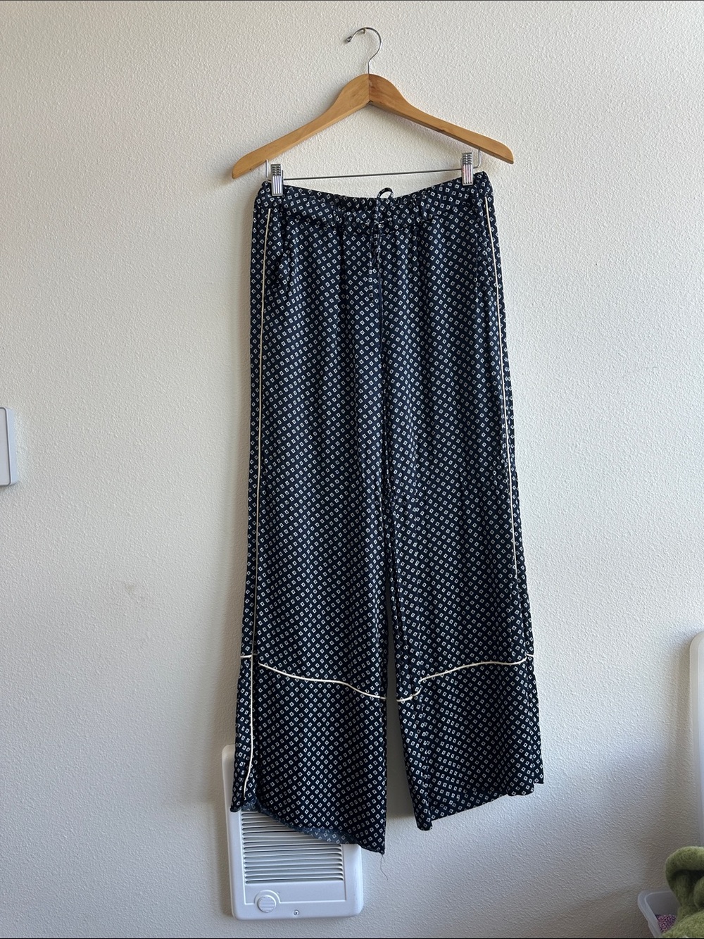 Navy Geometric Print Drawstring pant